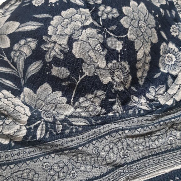 AEO blue bustier crop top - Picture 3 of 4